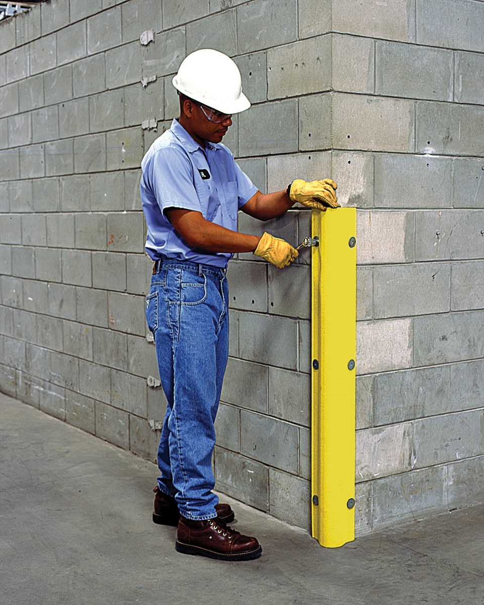 What color options are offered for the Vestil VCP-42U Plastic Corner Guards?
